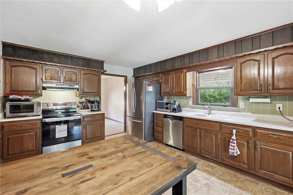 16512 Spring Valley Road — photo 12