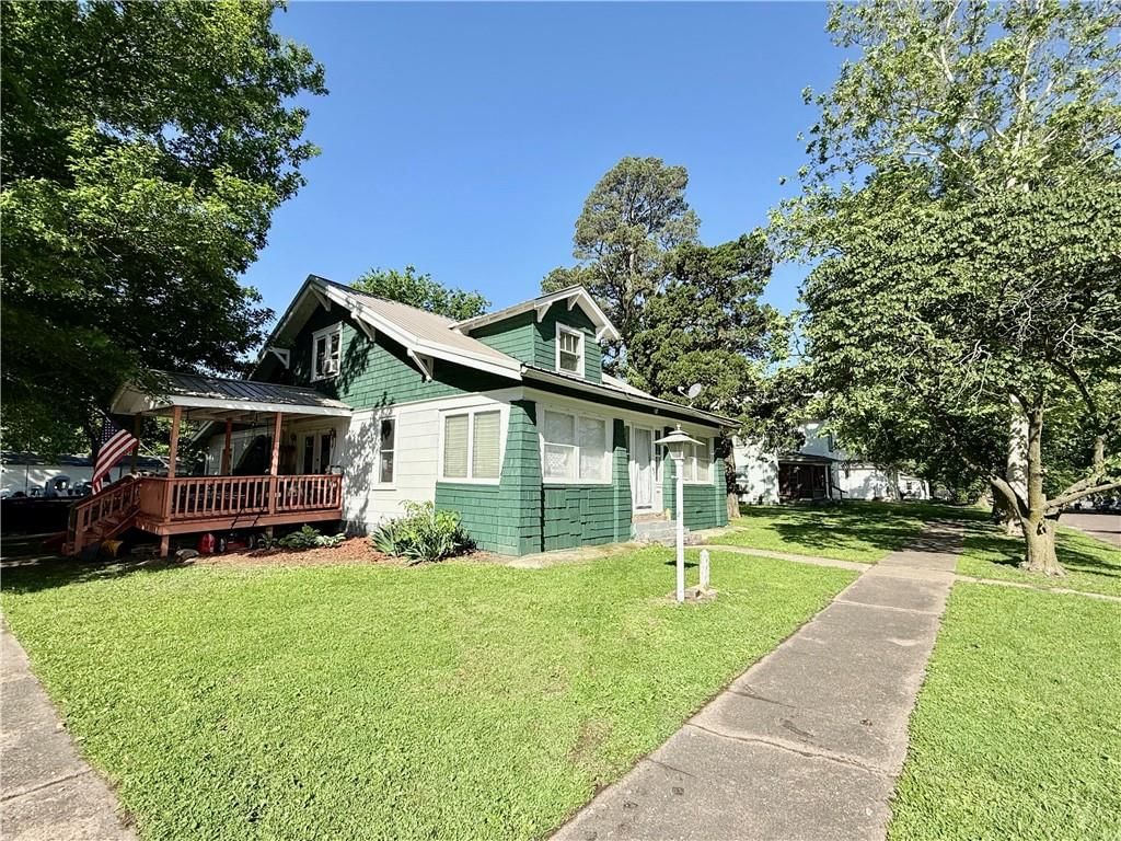 201 W Walker Street, Marceline