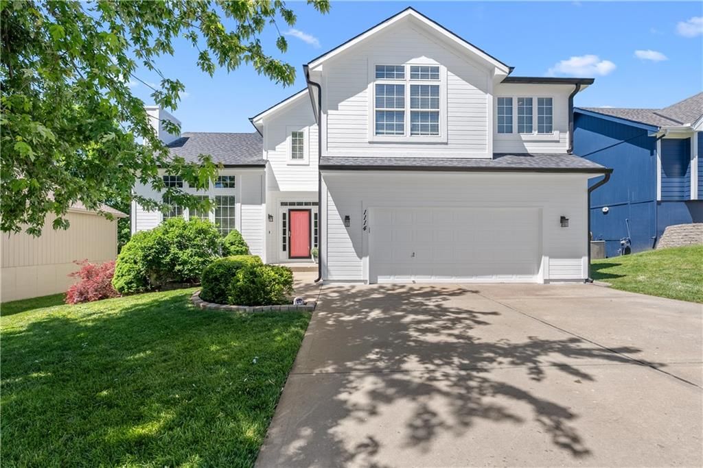 1114 Crimson Lane, Liberty, MO