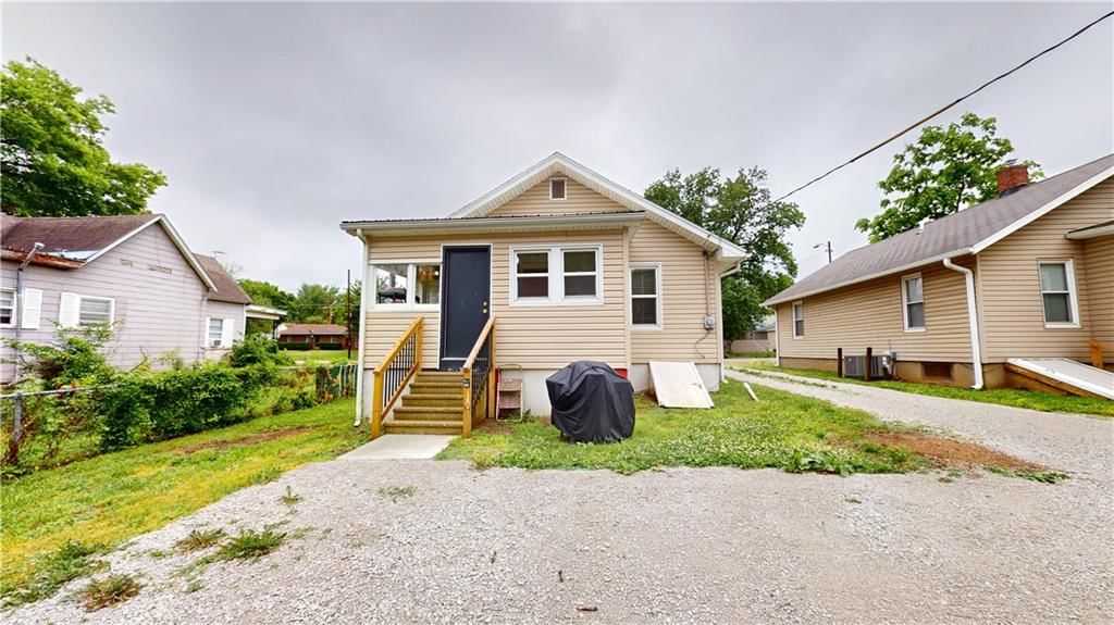 716 W Austin Street — photo 3