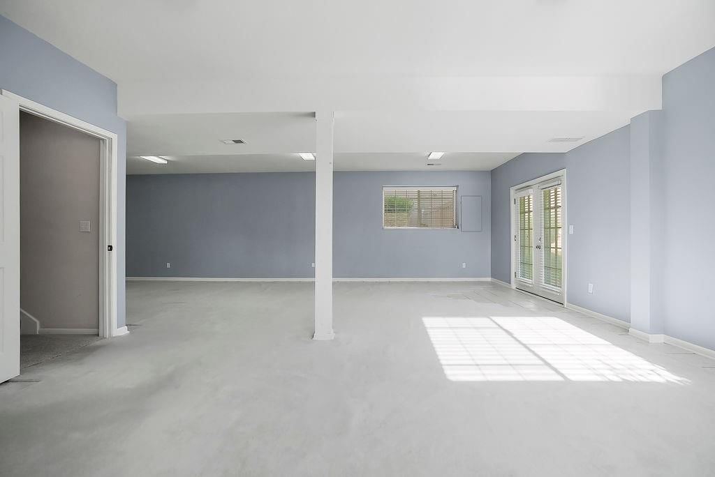 809 NW North Ridge Court — photo 25