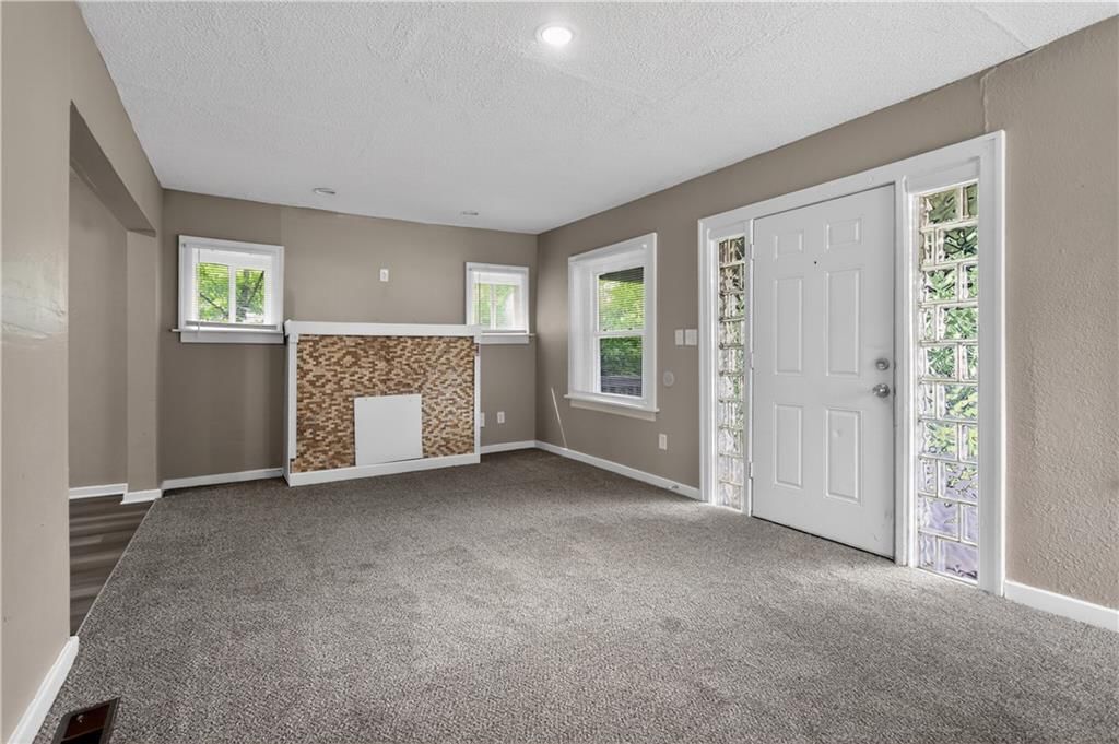 8309 E Gregory Boulevard — photo 5