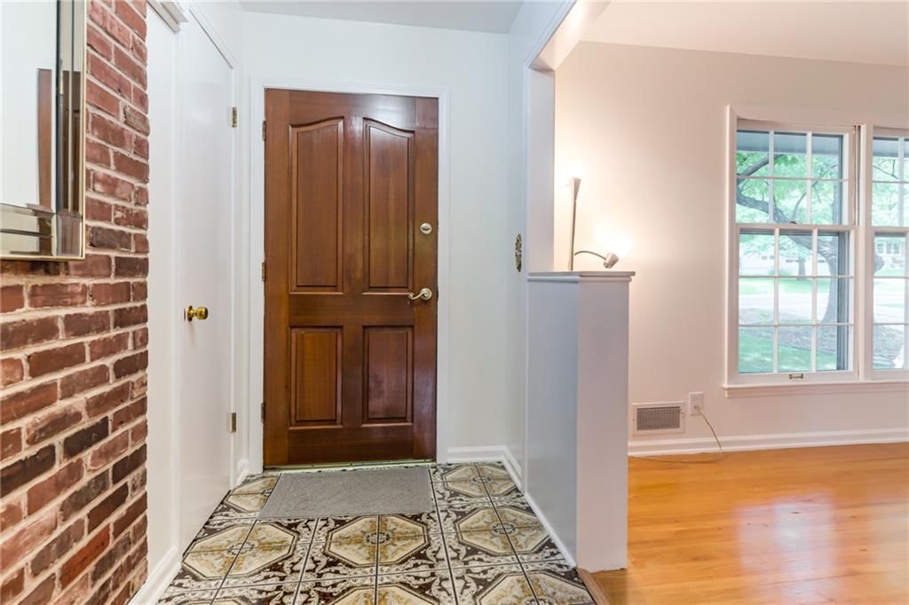 7225 Booth Street — photo 5