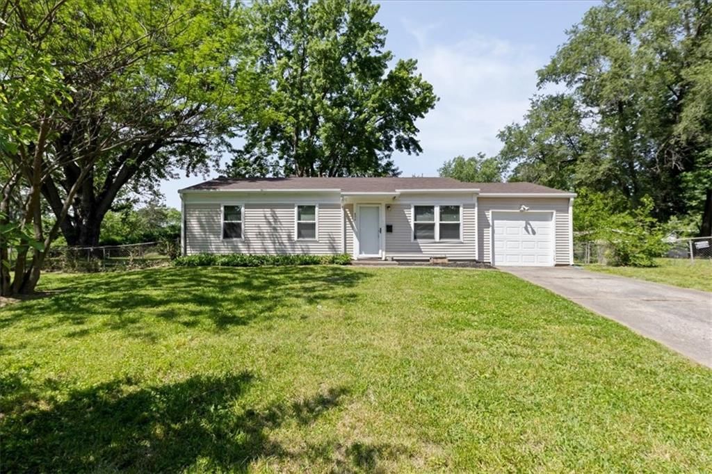 406 N Geronimo Drive, Independence, MO