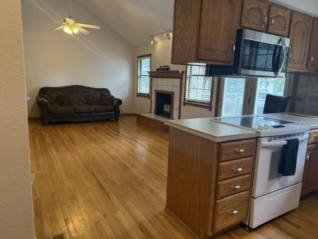 328 NE Greystone Drive — photo 11