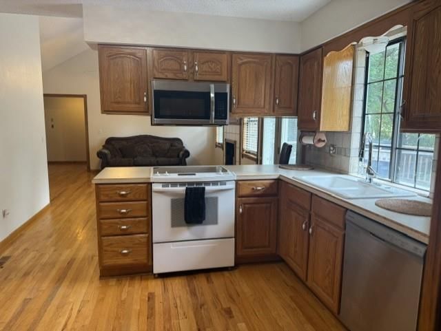 328 NE Greystone Drive — photo 14