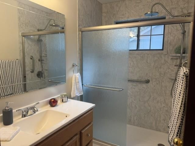 328 NE Greystone Drive — photo 25
