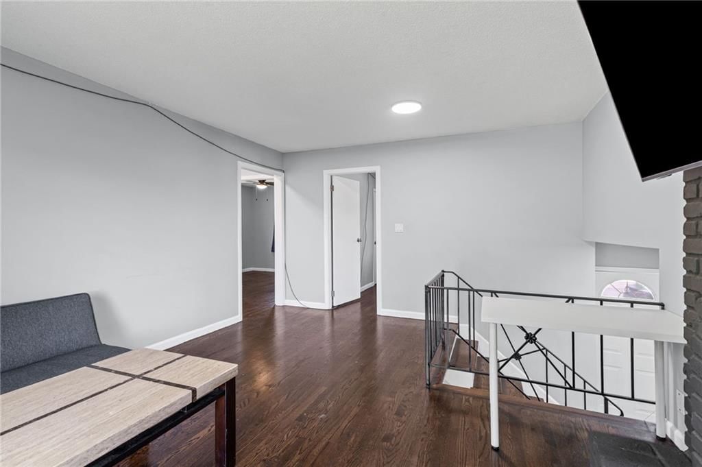 914 N Arrowhead Drive — photo 6