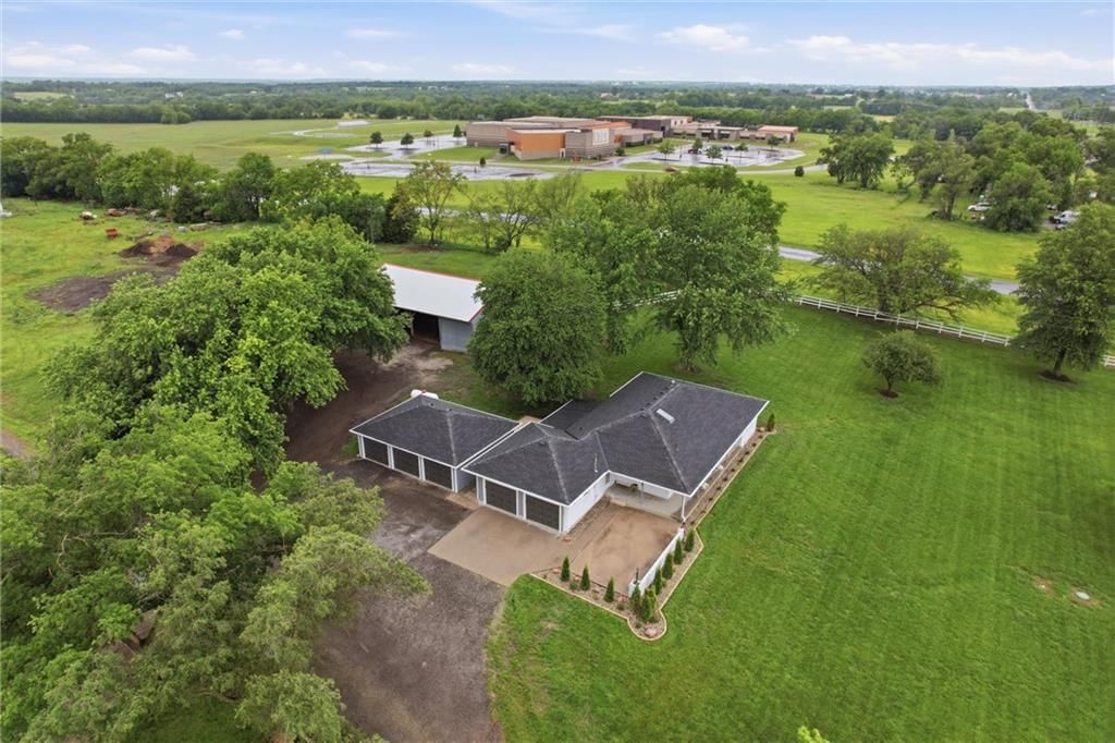 17341 158th Street, Basehor, KS