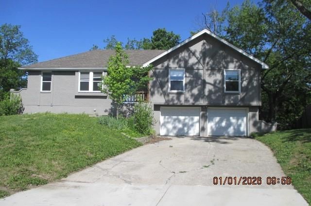 1005 SW 23rd Street, Blue Springs, MO