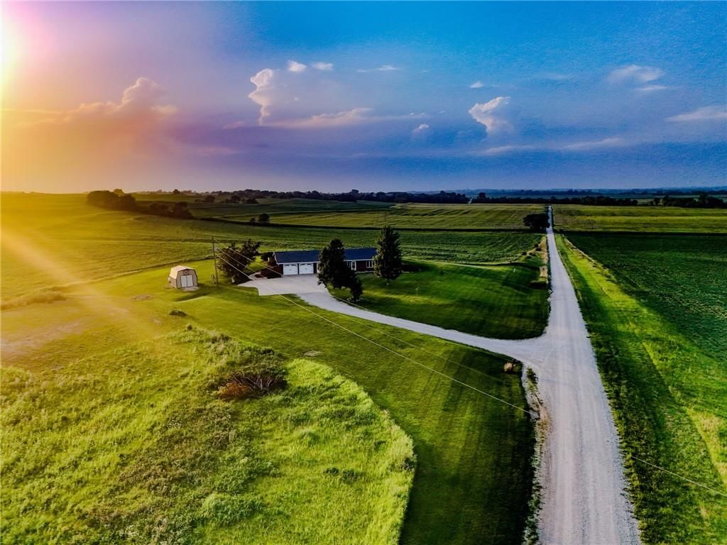 2196 County Road 141, Bolckow