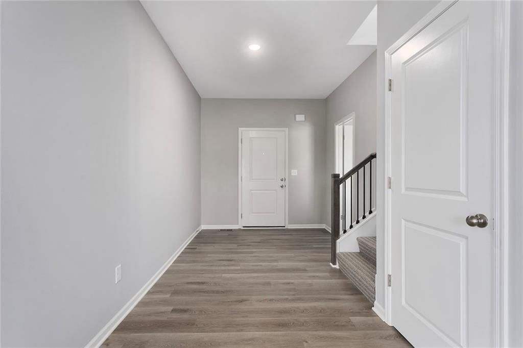 601 Foxglove Lane — photo 7