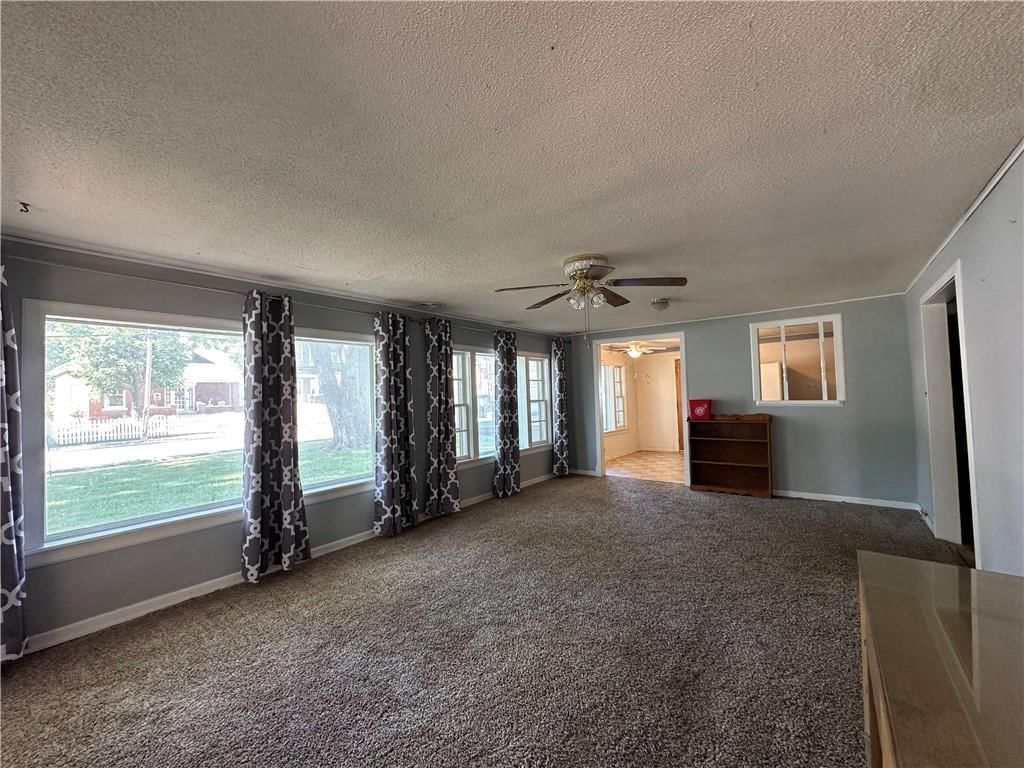 1820 South Street — photo 3