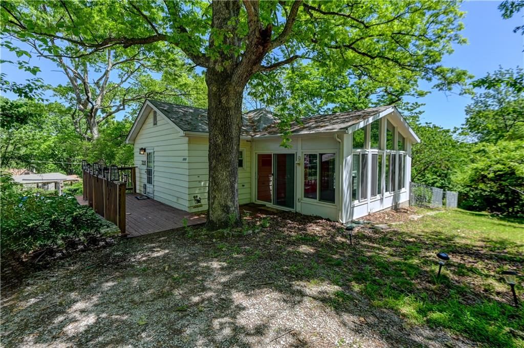 5363 NW Wagon Trail, Houston Lake, MO