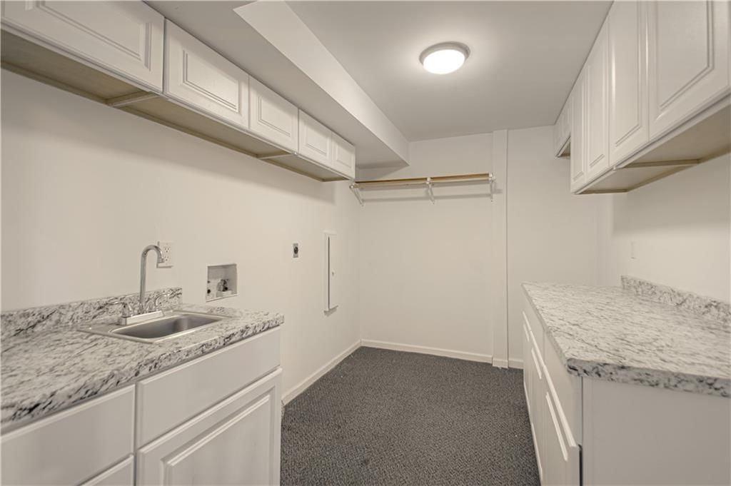 230 W Skylark Street — photo 38