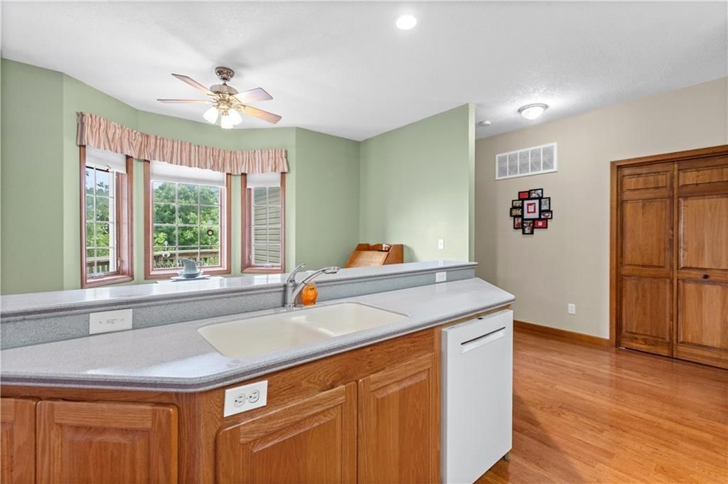 819 Pryor Street — photo 13