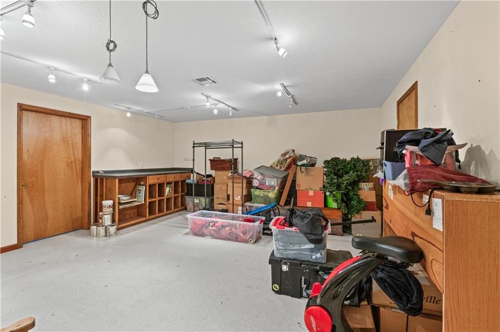 819 Pryor Street — photo 36