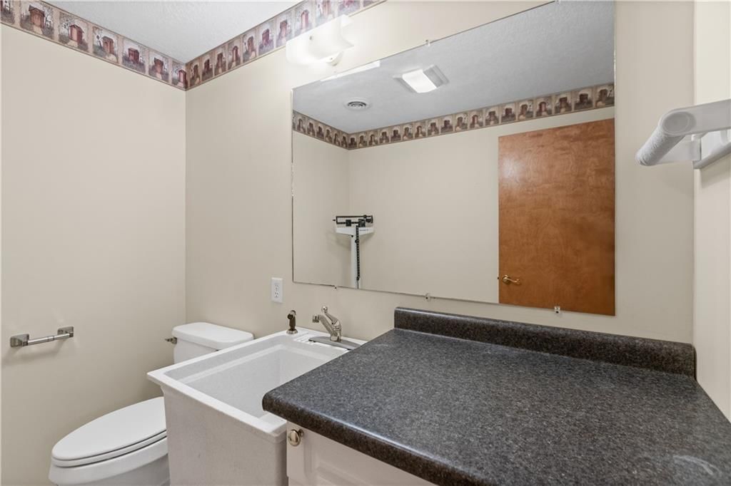 819 Pryor Street — photo 39