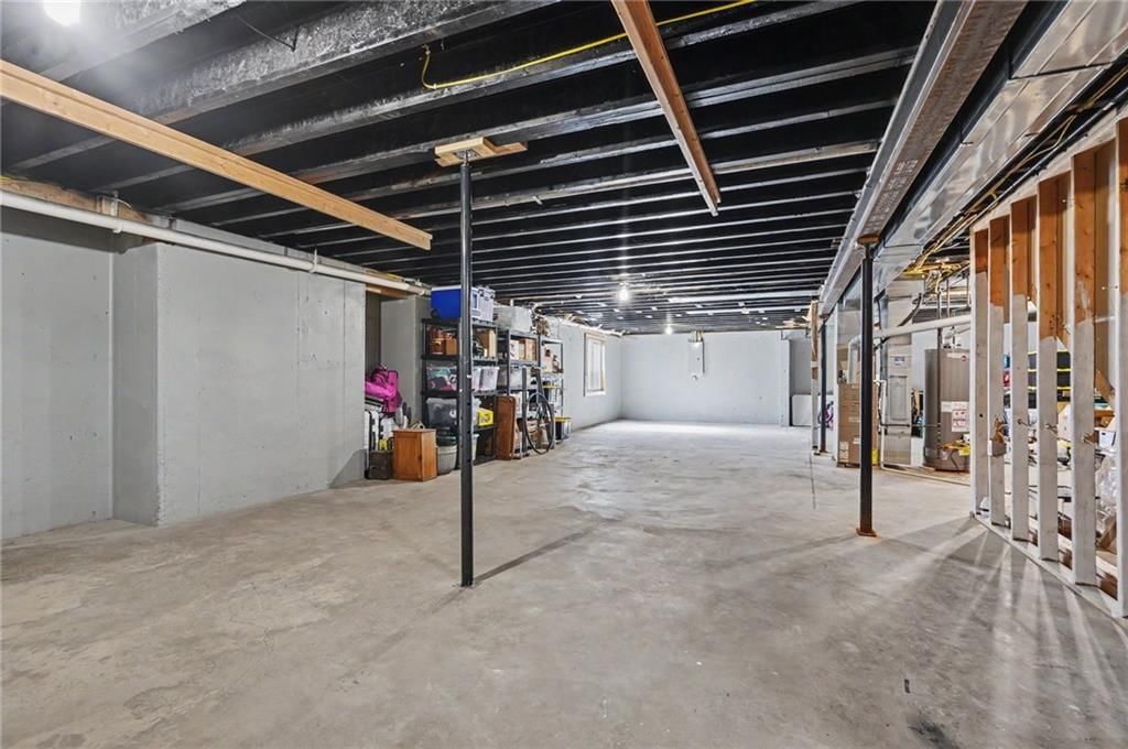 709 Flame Way — photo 31