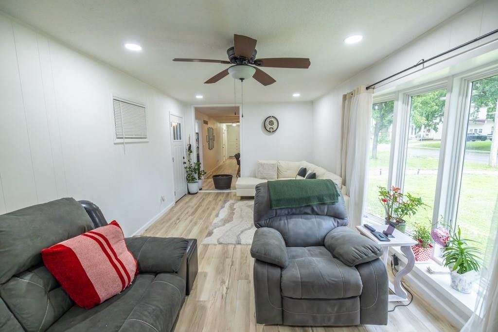 514 E Green Street — photo 4