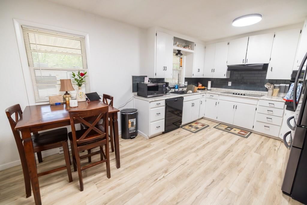 514 E Green Street — photo 6