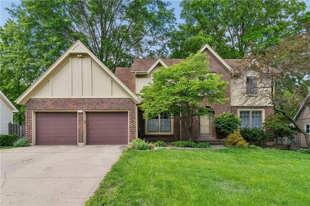 7936 Alden Street, Lenexa, KS