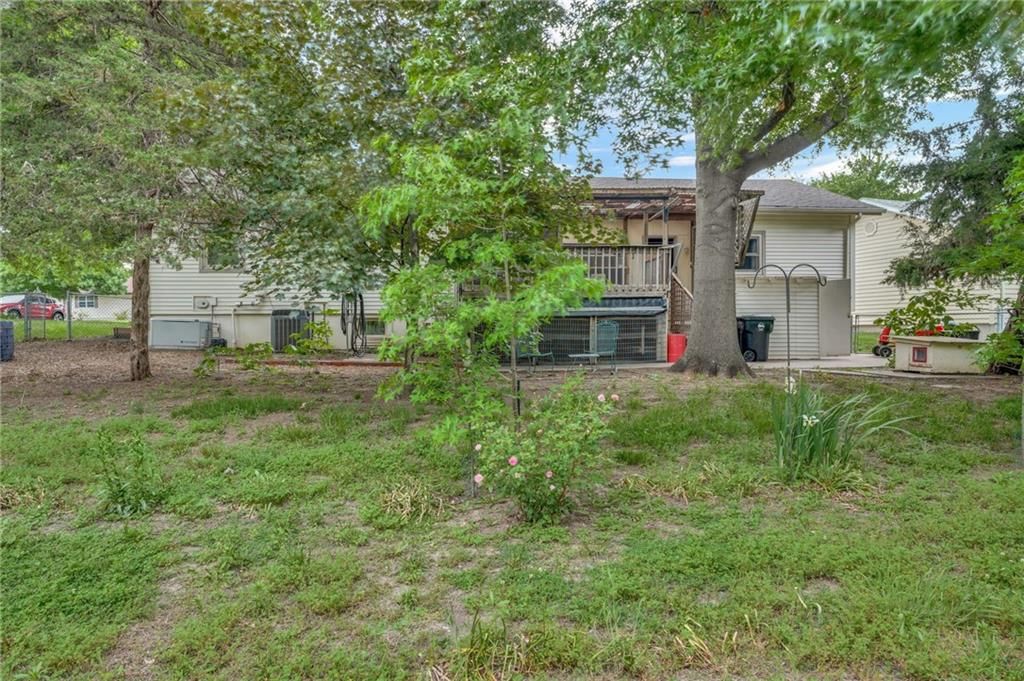 1325 SE 43rd Street — photo 38