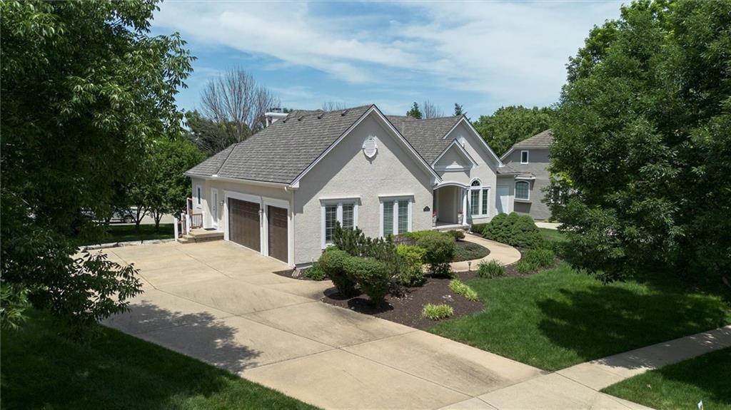 5002 W 143rd Terrace, Leawood, KS