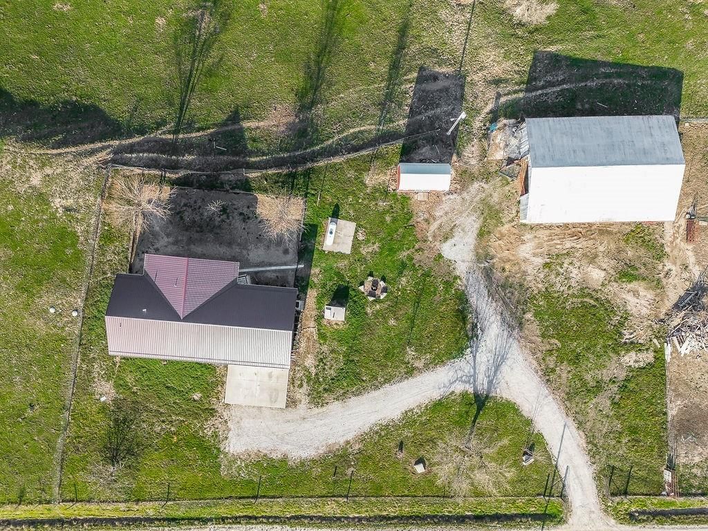 4395 Weaver School Road — photo 4