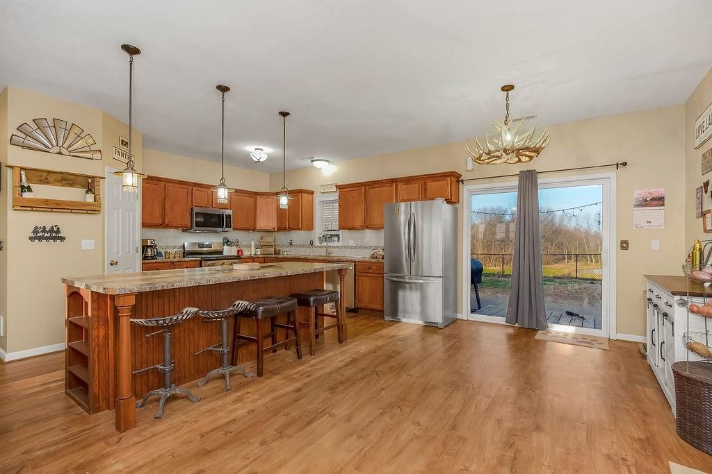 4395 Weaver School Road — photo 8