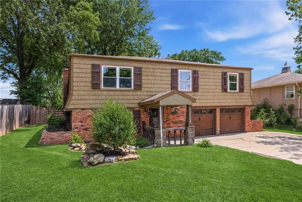 5905 N Denver Avenue, Kansas City, MO