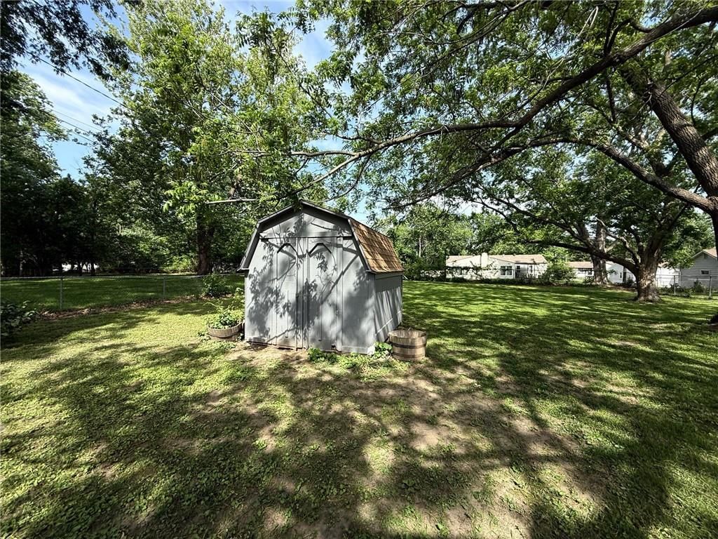 7413 Hedges Avenue — photo 24