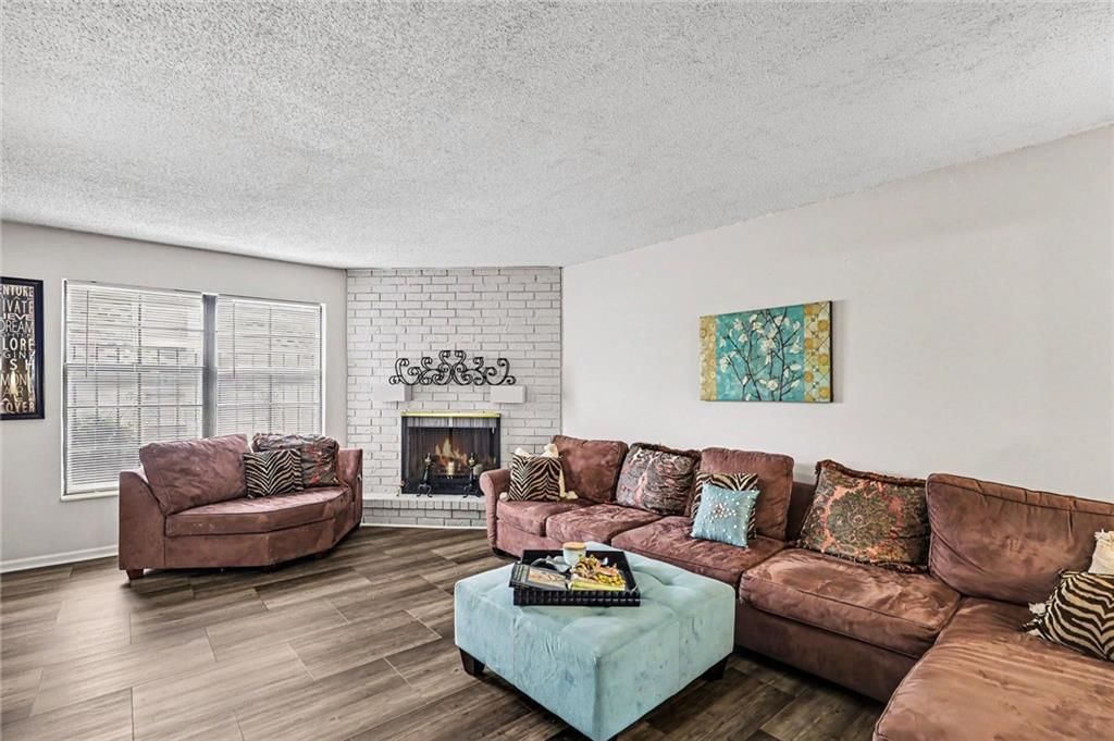 111 W Bannister Road — photo 4