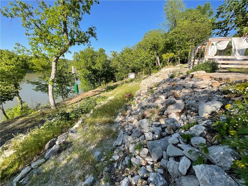 LAKECREST Drive — photo 8