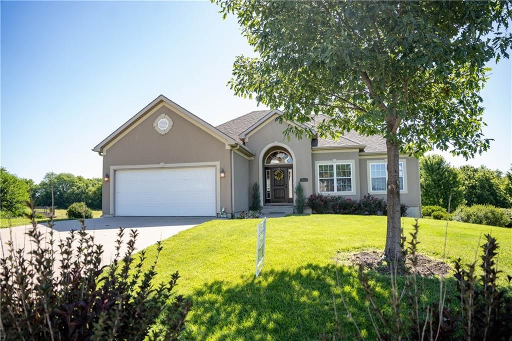 19327 Tomahawk Lane, St Joseph