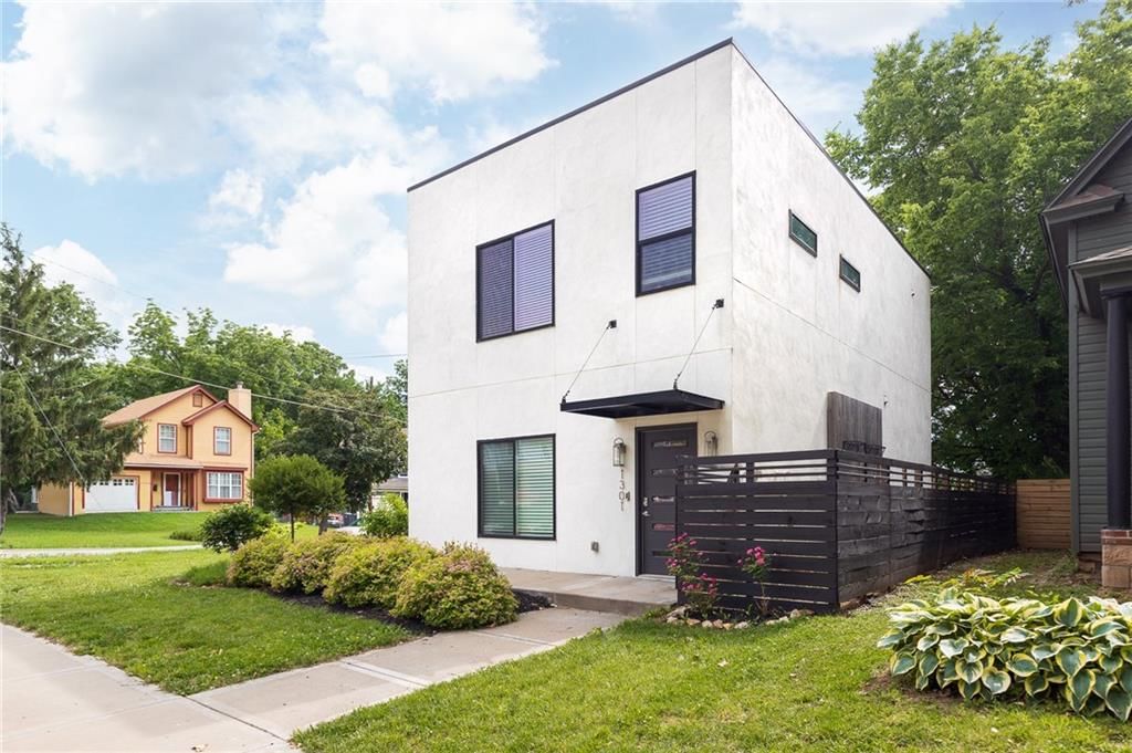 1301 E 41st Street, Kansas City, MO