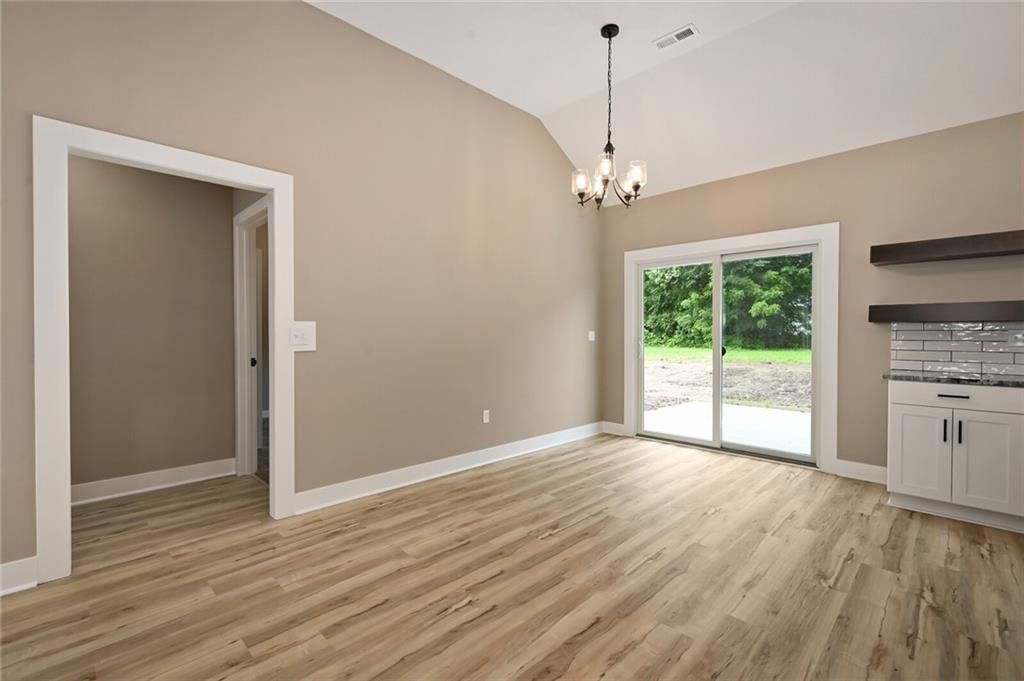 207 Constitution N/A — photo 6