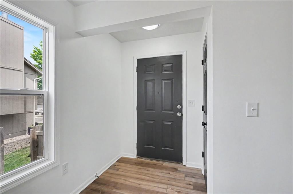 2032 S 47th Terrace — photo 19