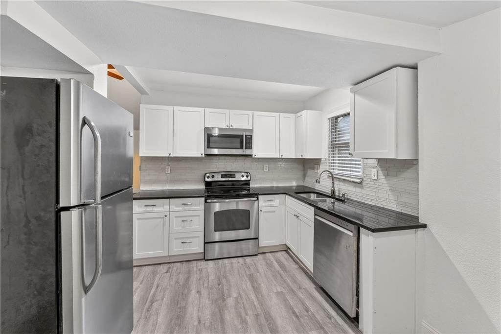 7637 JEFFERSON Street — photo 8