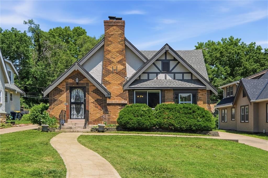 1222 E 76th Street, Kansas City, MO
