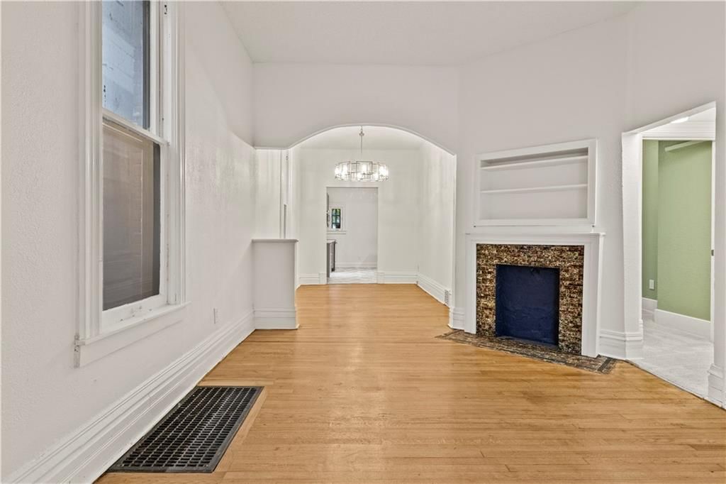 2925 Holmes Street — photo 5