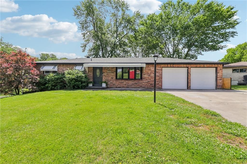 5113 Ridgewood Drive, Kansas City, MO