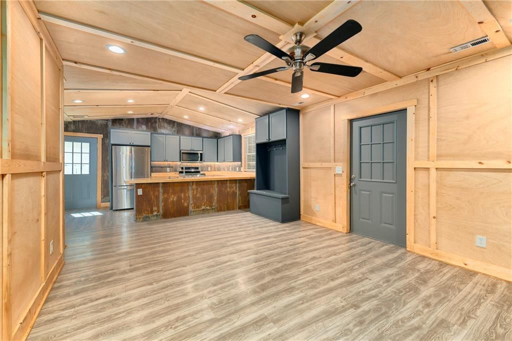 1001 Laurel Street — photo 8