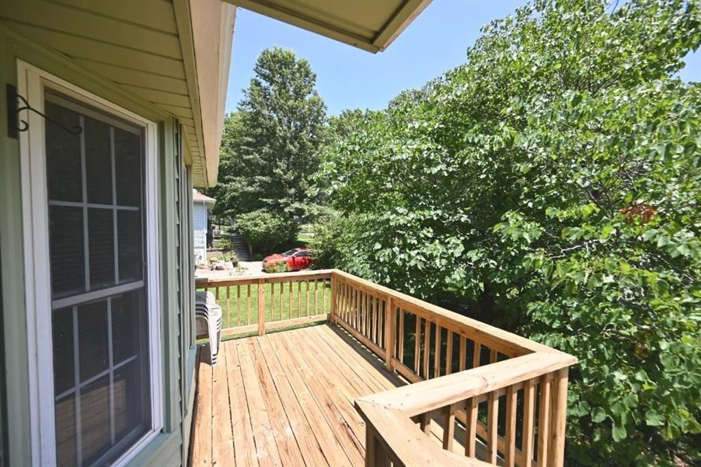 10526 N Walnut Street — photo 5