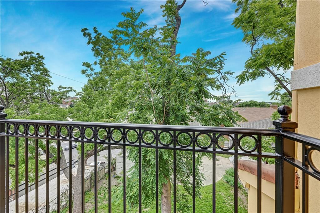 5038 Walnut Street — photo 30