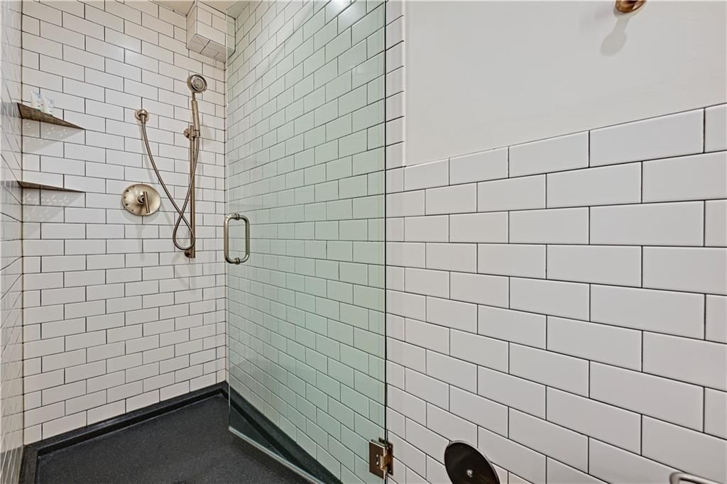 5038 Walnut Street — photo 48