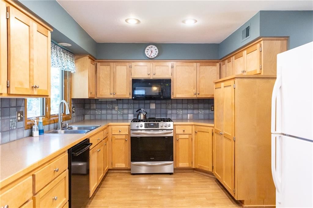 7906 Alden Lane — photo 4