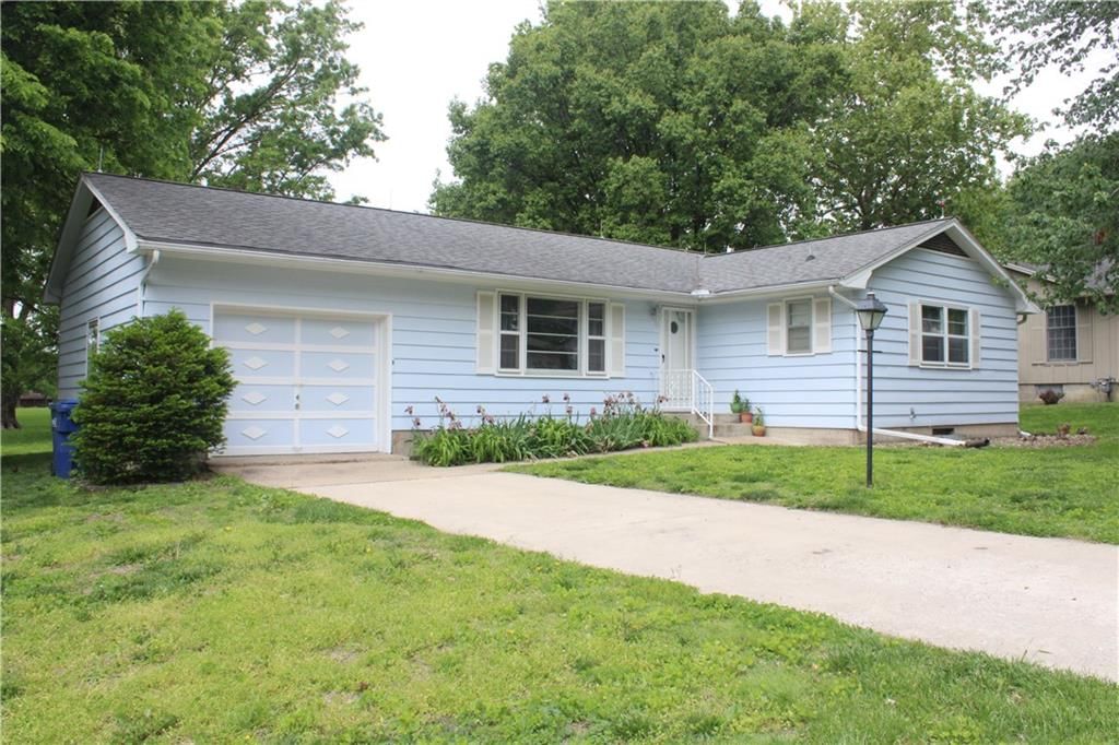 1101 Sunset Hill Road, Brookfield