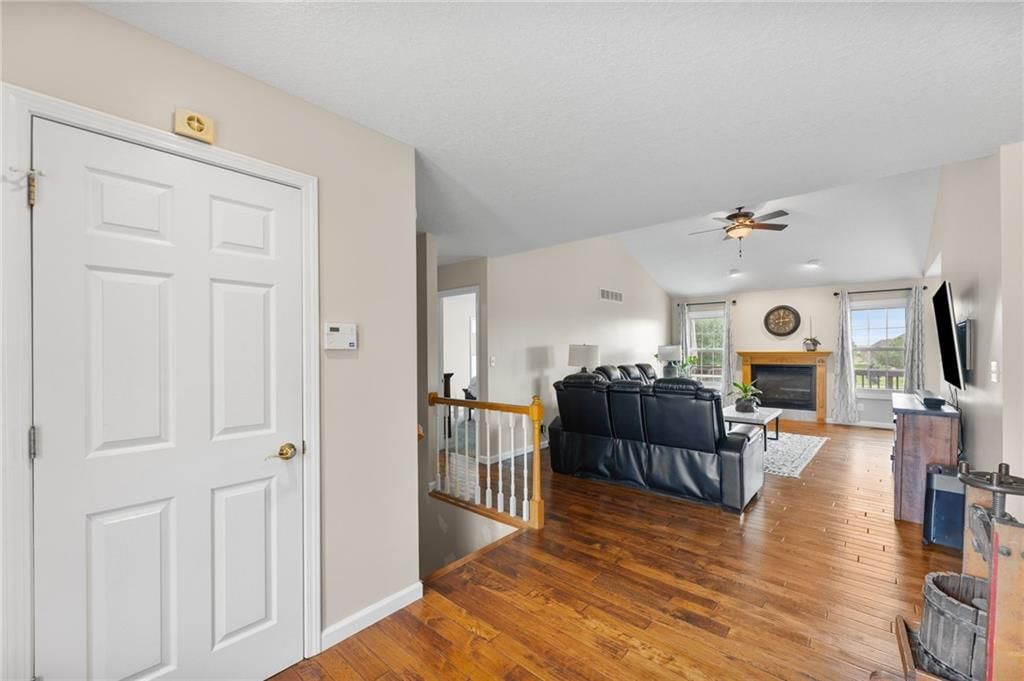 205 Aquila Drive — photo 8