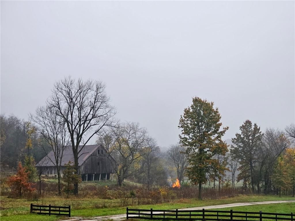 19180 B Highway — photo 11
